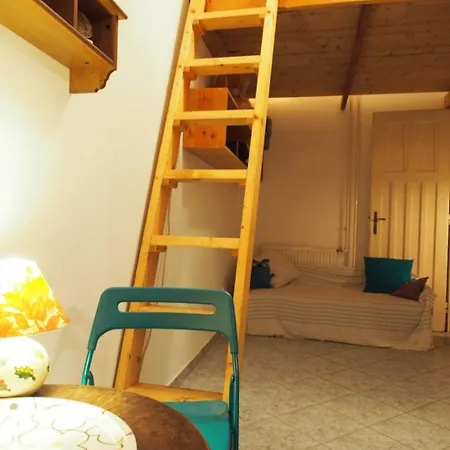 Corvin Studio Apartment, Downtown 